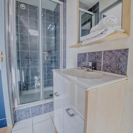 Le Barbusse Lägenhet